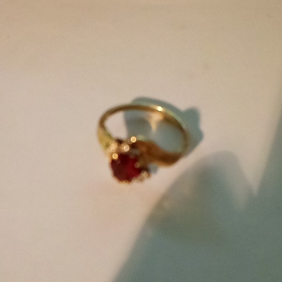 14 Karat Solid Yellow Gold Lady's Ring Approx.Size 5 - Picture 5 of 11
